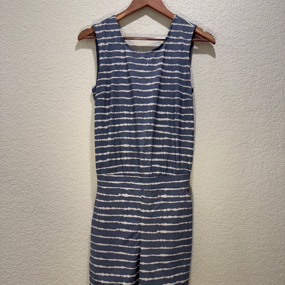 Lolë Gateway Crossover Short Open Back Romper
